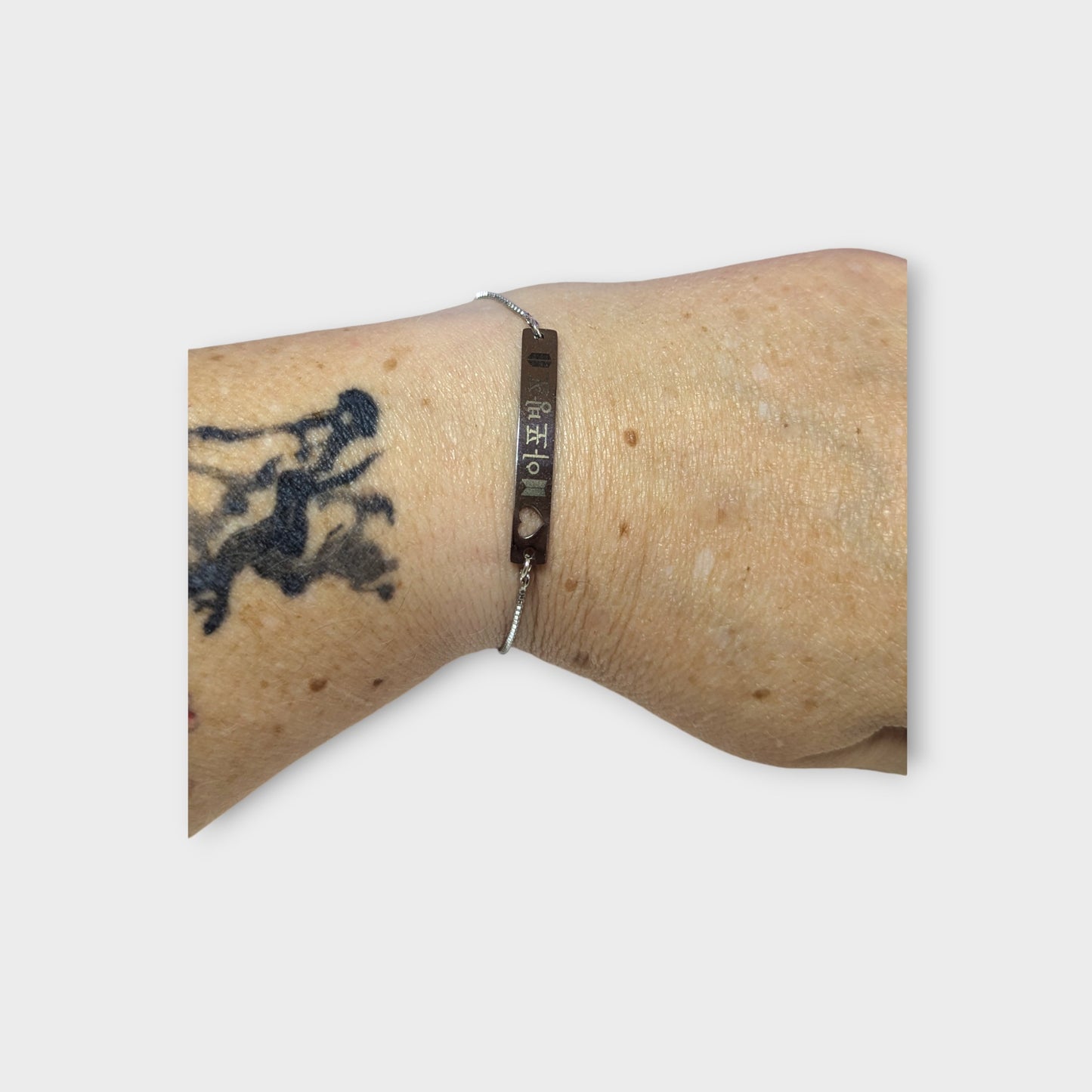 Apobangpo BTS Bracelet