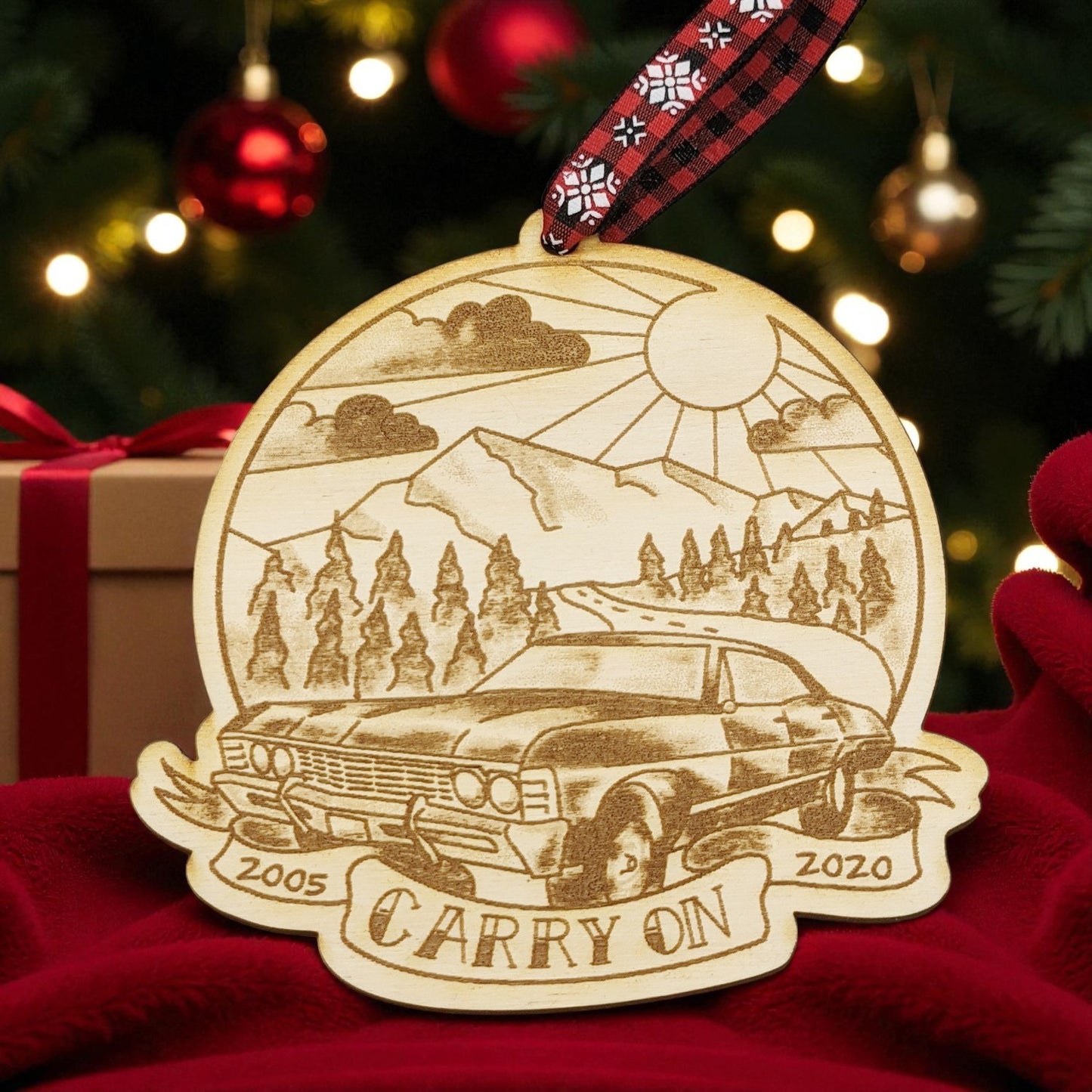 Tattoo Carry On wooden Ornament